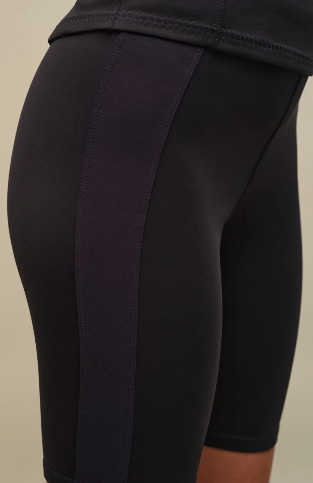 Daphne Short leichte Biker Leggings