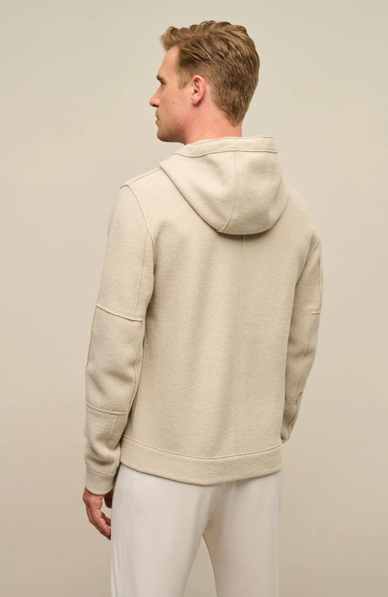George Walkjacke mit Kapuze