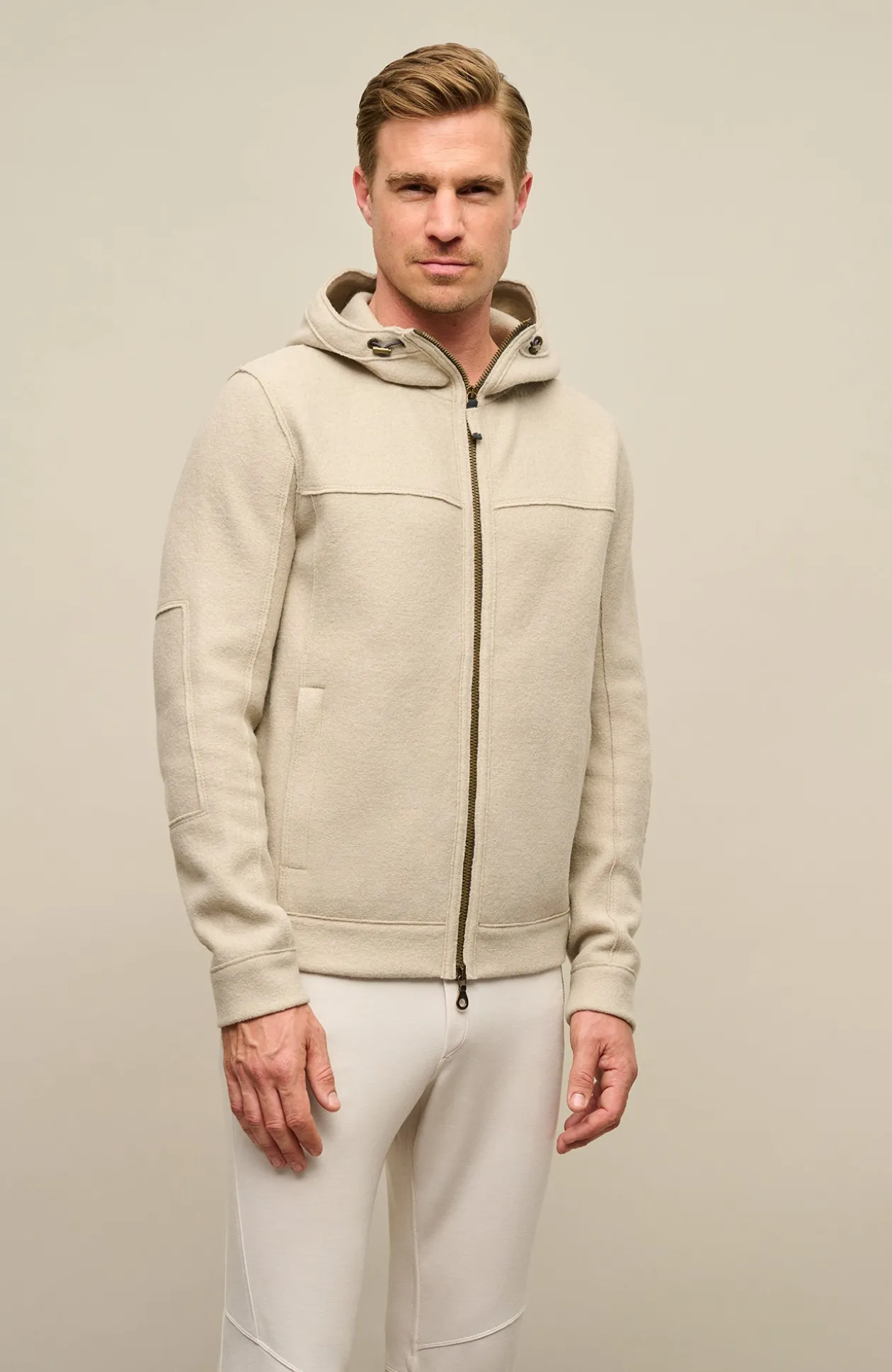George Walkjacke mit Kapuze