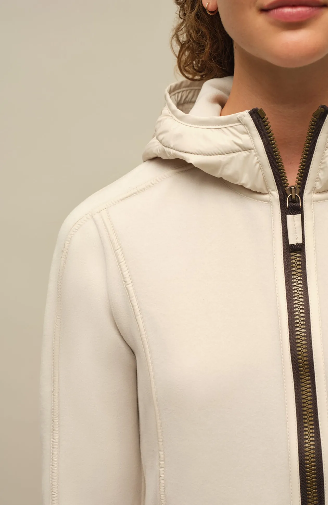 Rania Biodegradable Fleecejacke mit Kapuze